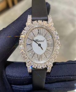 Chopard L??heure Du Diamant 18-Carat White Gold and Diamonds 139383-1201