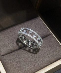 De Beers Dewdrop Band in White Gold R102315