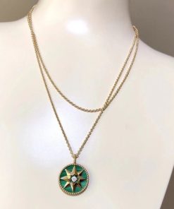 Dior Rose Des Vents Medallion Necklace Yellow Gold Diamond and Malachite JRDV95053_0000