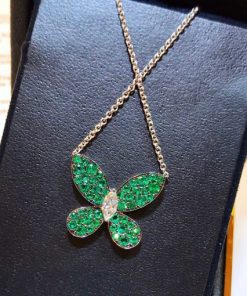 Graff Pave Butterfly green emeralds Pendant RGP321
