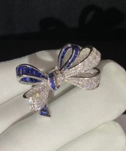 Graff Tilda??s Bow Double Knot Sapphire and Diamond Ring RGR595