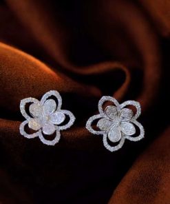 Graff Wild Flower Large Diamond Stud Earrings RGE1719
