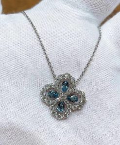 Harry Winston Diamond Loop Full Motif Aquamarine and Diamond Pendant PEAPRPMEL4C