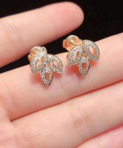 Harry Winston Lily Cluster Small Yellow Gold Diamond Earrings EADYPO1MLC