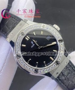 Hublot Classic Fusion Titanium Diamonds 33MM 581.NX.1470.RX.1104