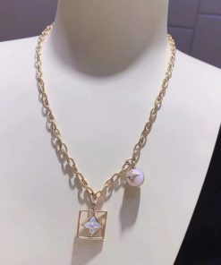 Louis Vuitton B Blossom Necklace Pink Opal White Mother-of-pearl Q94465