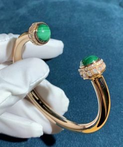 Piaget Possession Open bangle bracelet G36PD800