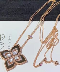 Roberto Coin Pendant in 18kt Rose Gold with Mother of Pearl and Diamonds
