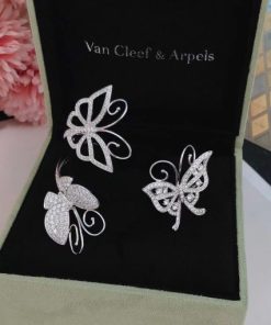 Van Cleef Arpels Flying Butterfly Bracelet White Gold VCARC24900