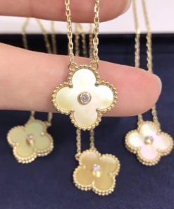 Van Cleef & Arpels 2018 Gold Mother Of Pearl Alhambra Diamond Holiday Pendant Necklace
