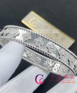 Van Cleef & Arpels Perl??e Clovers Bracelet Medium Model White Gold VCARN5B100