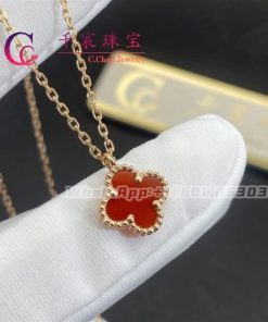 Van Cleef & Arpels Sweet Alhambra Pendant Rose Gold Carnelian VCARN59M00