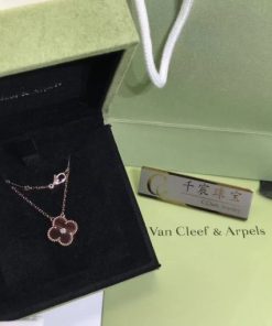 Van Cleef & Arpels Vintage Alhambra 2017 Holiday Diamond Pendant With Bulls Eye & Diamond Motif