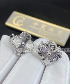 Van Cleef & Arpels Vintage Alhambra Earrings guilloch?? yellow gold VCARP3JL00