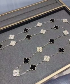 Van Cleef Arpels Vintage Alhambra Long Necklace, 20 Motifs White gold, Diamond, Onyx VCARP2R800