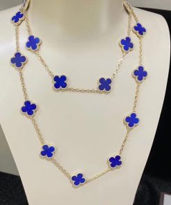 Van Cleef Arpels Vintage Alhambra Long Necklace, 20 Motifs Yellow Gold Agate VCARP7RN00