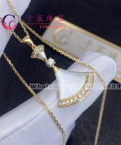 Bulgari Divas?? Dream Necklace Mother Of Pearl And Yellow Gold
