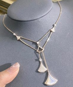 Bulgari Divas?? Dream Necklace Set With A Mother-Of-Pearl Insert And Pav?? Diamonds 358682