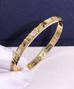 Boucheron Quatre Clou de Paris Yellow Gold Diamond Bangle JBT00689