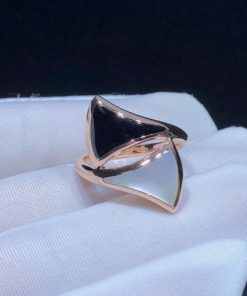 Bvlgari Divas?? Dream Ring with Black Onyx and Mother of Pearl 857049