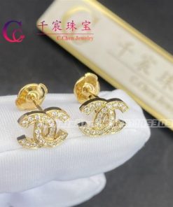 Chanel CC Logo Earrings Samll Version 18k Yellow Gold, Diamonds